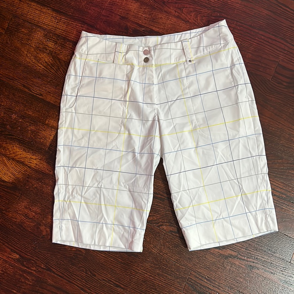 Nike golf shorts